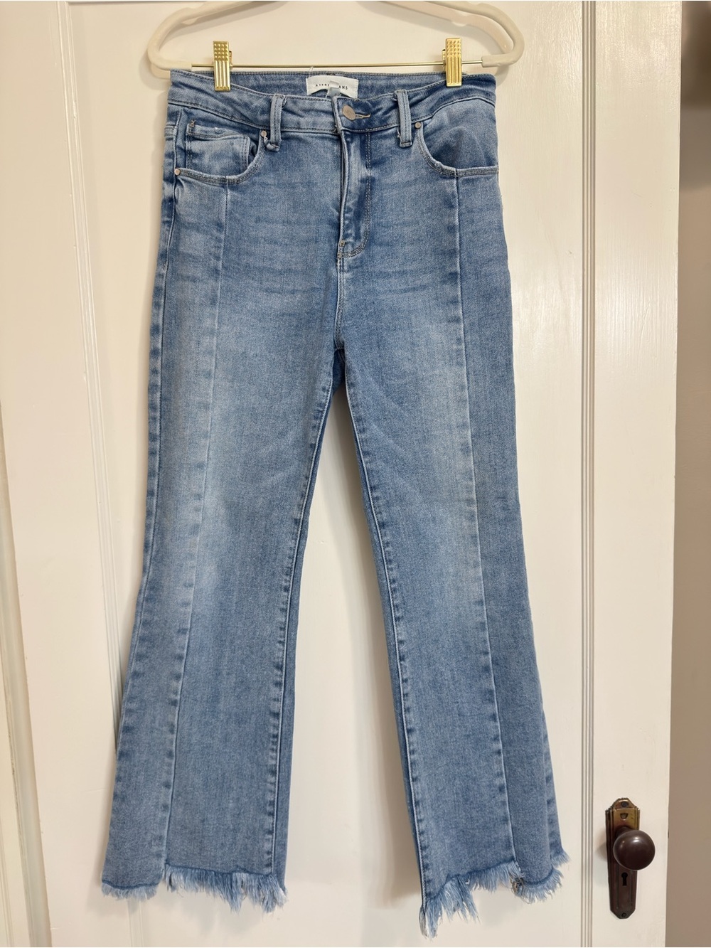 Risen Jeans Light Blue High-Rise Ankle Jeans with Frayed Hem